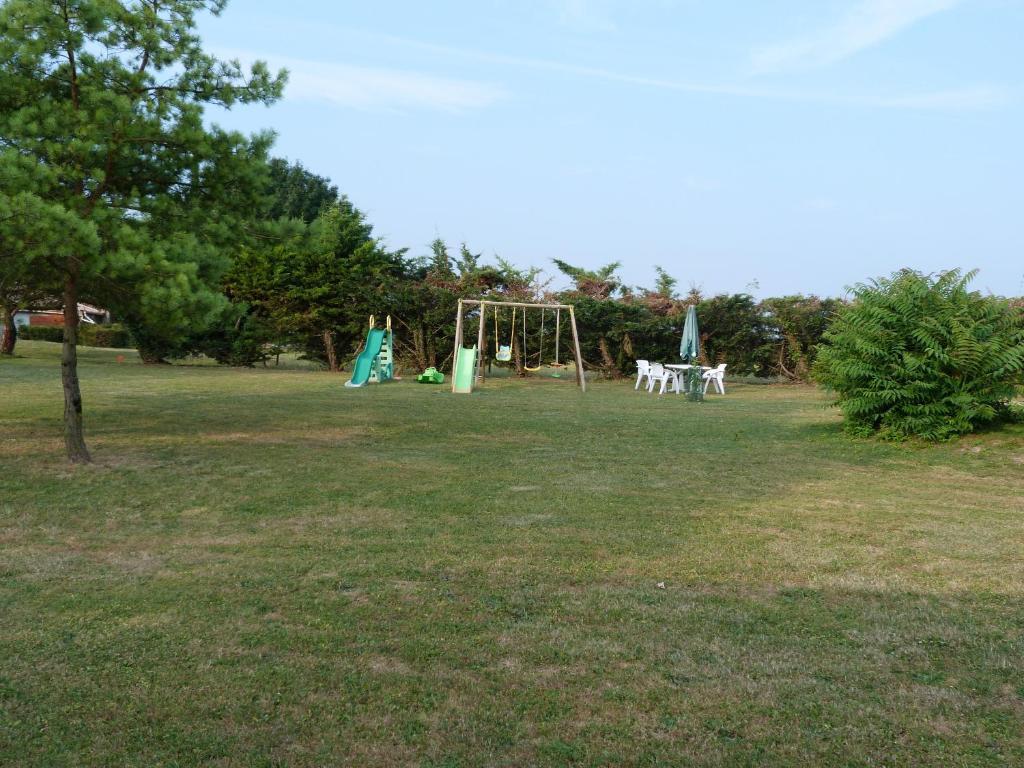 Chambre d'Hôtes Les 3 Moulins Cozes Exterior foto